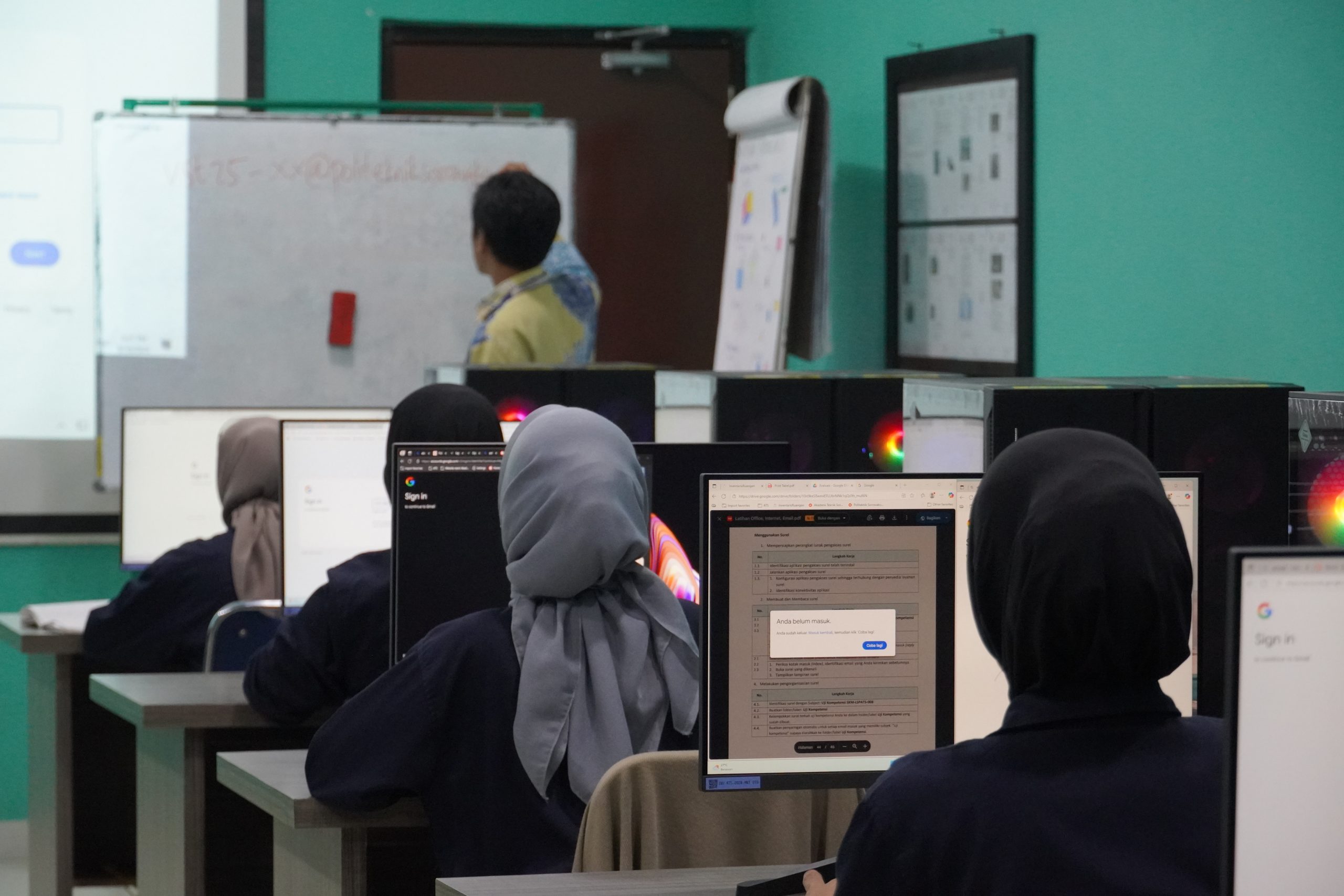 Kisah Lulusan S2 Unhas Tingkatkan Kapasitas di Pelatihan Vokasional PT Vale
